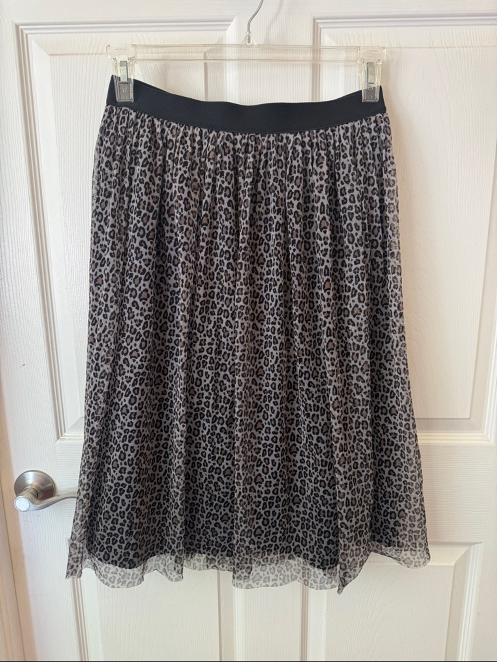 Pleated Leopard Print Midi Skirt - Black/Grey